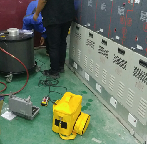 便攜式應(yīng)急電源解決電動(dòng)設(shè)備儀器戶外用電問題